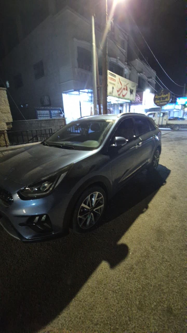 Proof for Find a blue vehicle